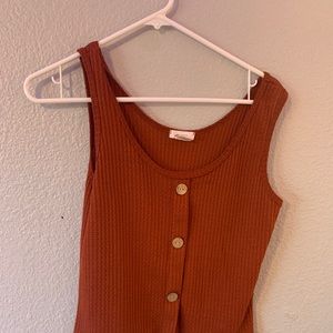 button up tank